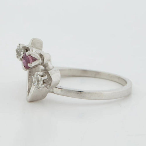 Bague 47 Bague en or blanc 18 carats avec rubis et diamants 58 Facettes REF 1053/16