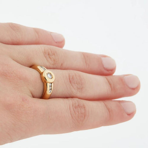 Bague 54 Bague en or jaune 18 carats avec diamants 58 Facettes REF 5066/18