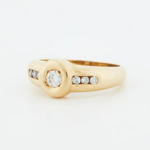 Bague 54 Bague en or jaune 18 carats avec diamants 58 Facettes REF 5066/18