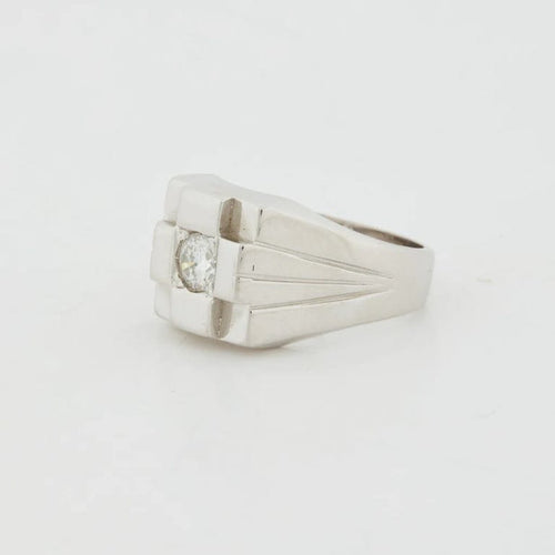 Bague 55 Chevalière en or blanc 18 carats sertie d’un diamant 0,30 ct 58 Facettes RÉF 8077/11