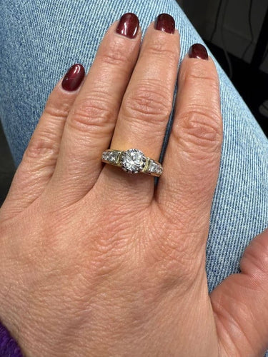 Bague 56 Bague vintage en or jaune 18 carats et diamants 58 Facettes 1.0000371/1