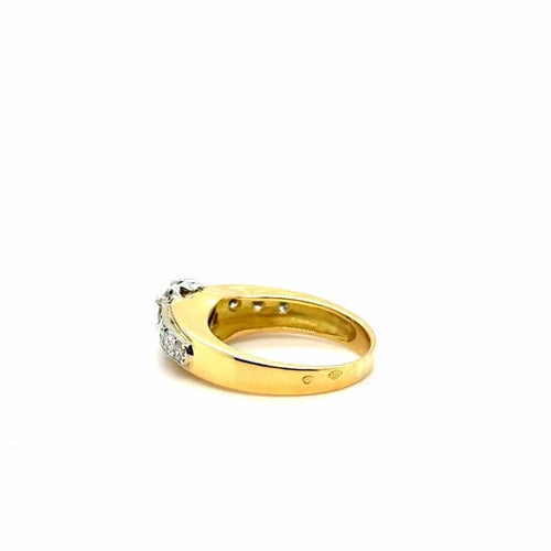 Bague 56 Bague vintage en or jaune 18 carats et diamants 58 Facettes 1.0000371/1
