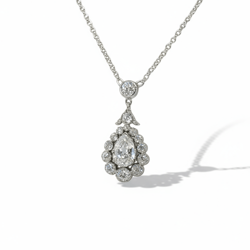 Pendentif Pendentif en or blanc 18 carats avec diamants 58 Facettes 1.0000685/1