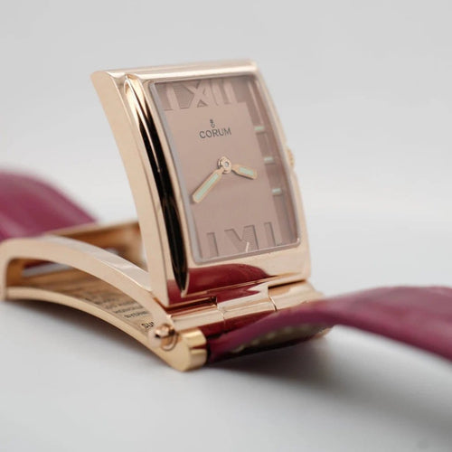 Montre Corum Tobogan Flip Up - Montre femme en or rose 18 carats quartz 58 Facettes 1.0000977/2