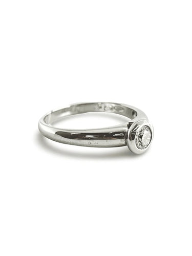 Bague 53 Bague solitaire en or blanc 18K et diamant 0,50 ct 58 Facettes 00006301