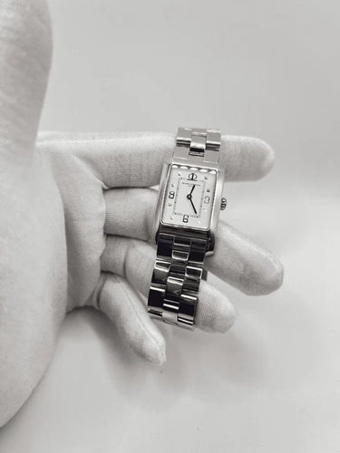 Montre Baume & Mercier Hampton MV045063 - Montre quartz en acier 24 x 40 mm 58 Facettes