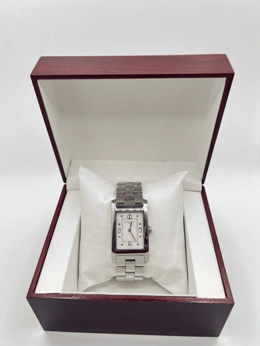 Montre Baume & Mercier Hampton MV045063 - Montre quartz en acier 24 x 40 mm 58 Facettes