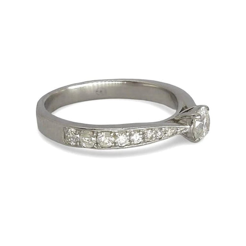 Bague 50 Bague en or blanc 18K sertie de diamants 0,53 ct 58 Facettes 00044101