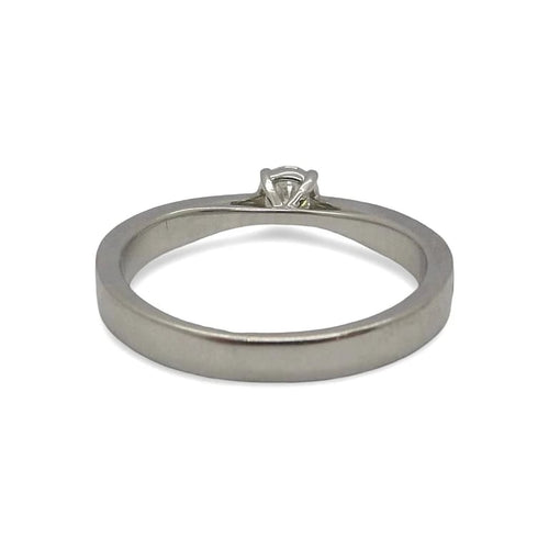 Bague 50 Bague en or blanc 18K sertie de diamants 0,53 ct 58 Facettes 00044101