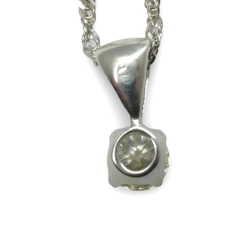 Collier Collier en or blanc 18K serti d’un diamant naturel 0,48 ct 58 Facettes 00054101