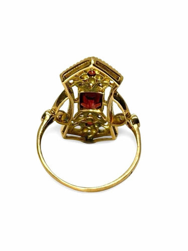 Bague 52 Bague ancienne en or jaune 18K avec grenats et diamants 58 Facettes 1064
