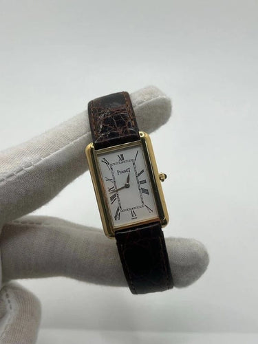 Montre Piaget Tank Allongée - Montre en or jaune 18K réf. 9228 58 Facettes