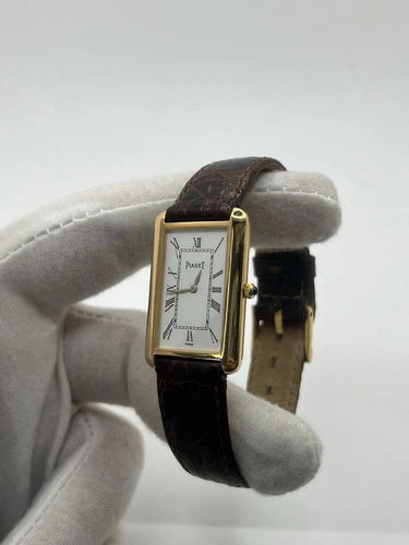 Montre Piaget Tank Allongée - Montre en or jaune 18K réf. 9228 58 Facettes