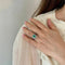 Bague 53 Bague style Art déco en or blanc et platine, émeraude colombienne et diamants 58 Facettes LMB-325