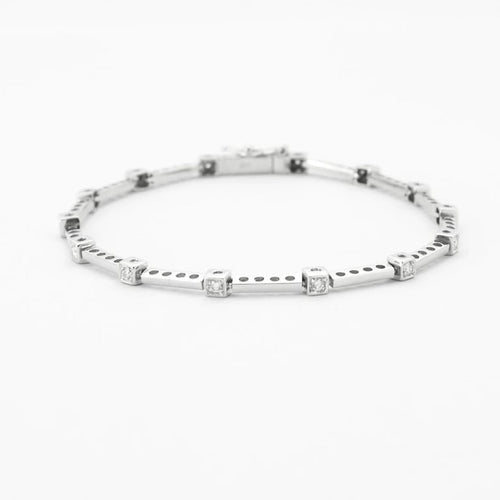 Bracelet Bracelet maillons rectangulaires en or blanc 18K et diamants 58 Facettes LMB-65