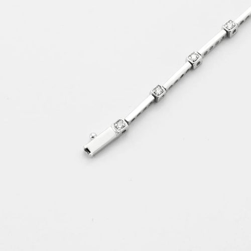 Bracelet Bracelet maillons rectangulaires en or blanc 18K et diamants 58 Facettes LMB-65