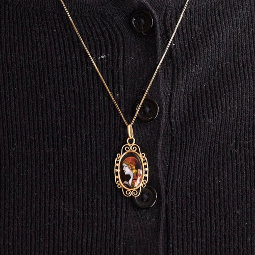 Pendentif Pendentif ancien en or jaune 750 et émaux de Limoges 58 Facettes