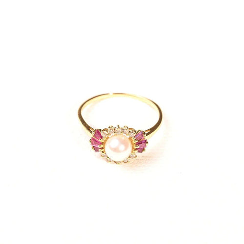 Bague 55 Bague marguerite en or jaune 18K perle, diamants et rubis 58 Facettes LMB-229