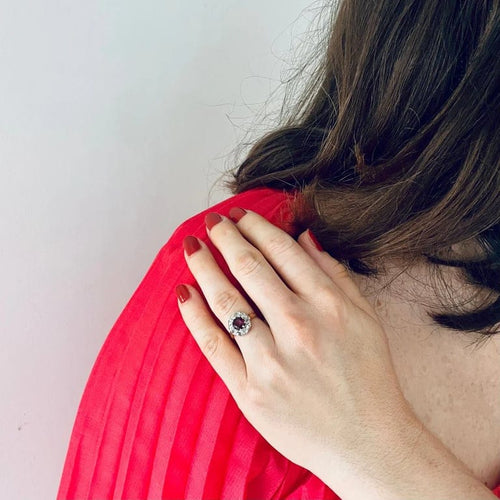 Bague 51 Bague marguerite ancienne en or rose 18K, rhodolite et diamants 58 Facettes LMB-265