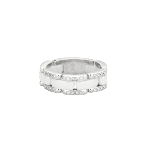 Bague 56 Chanel Ultra - Bague en or blanc 18k, céramique et diamants 58 Facettes