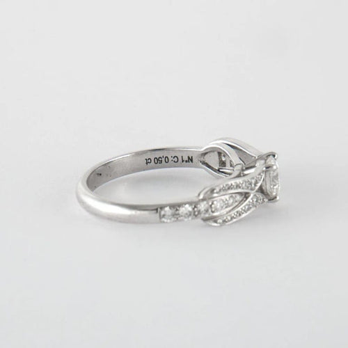 Bague 54 Bague tulipe en or gris 750 et diamants 58 Facettes