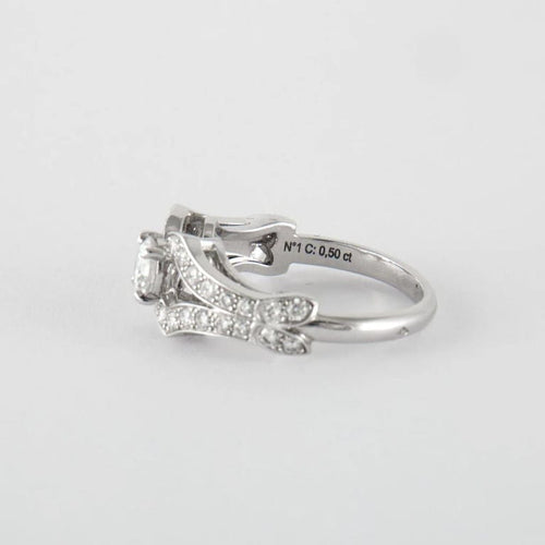 Bague 54 Bague en or gris 18K et diamants 58 Facettes