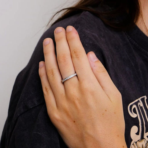Bague 52.5 Bague tour complet en or gris 18k avec 123 diamants 58 Facettes 2.193