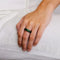 Bague 55 Bague jonc en or gris 18K pavée de tsavorites 58 Facettes 2.132