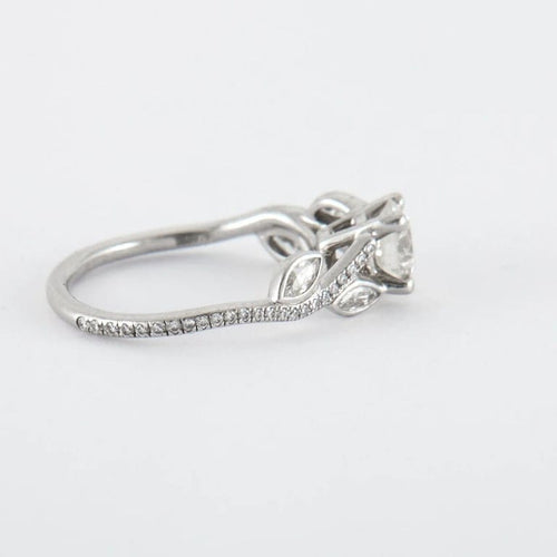 Bague 50 De Beers - Bague feuillage en platine 950 et diamants 58 Facettes 1.13209