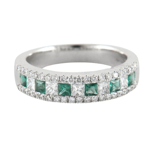Bague 53.5 Ligne Vendôme Love - Bague en or gris 18k, émeraude et diamants 58 Facettes 2.113