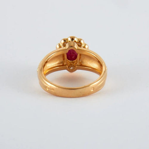 Bague 52.5 Bague marguerite en or jaune 18k avec rubis birman et diamants 58 Facettes 2.197