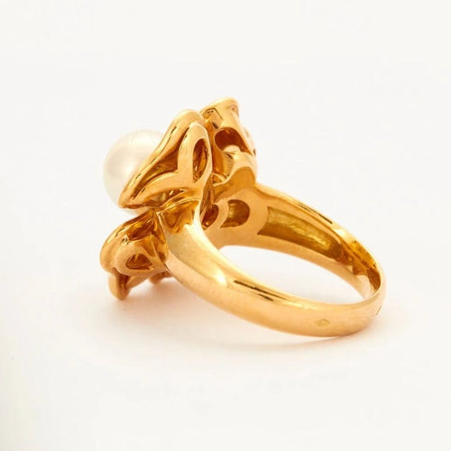 Bague 52.5 Bague trèfle en or jaune 18k avec perle Akoya 58 Facettes 002.198