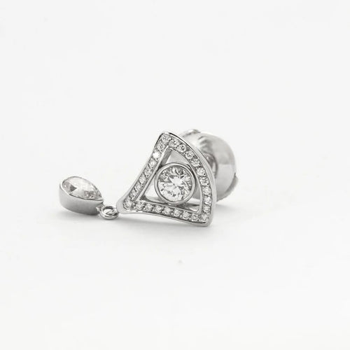 Boucles d'oreilles Boucles d'oreilles triangle en or blanc 18k et diamants 58 Facettes 002.1095