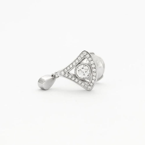 Boucles d'oreilles Boucles d'oreilles triangle en or blanc 18k et diamants 58 Facettes 002.1095