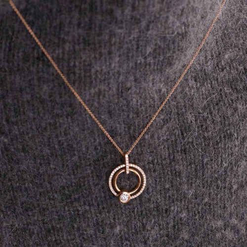 Collier Collier double cercle en or rose 18k et diamants 58 Facettes 002.987