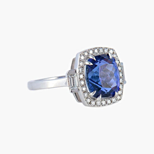 Bague 54 Bague entourage en or blanc 18 k à tanzanite et diamants 58 Facettes