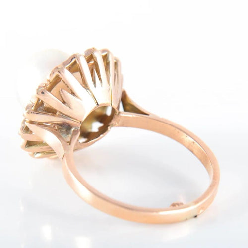 Bague 56 Bague fleur en or jaune 18K sertie d’une perle et diamants 58 Facettes LP 917