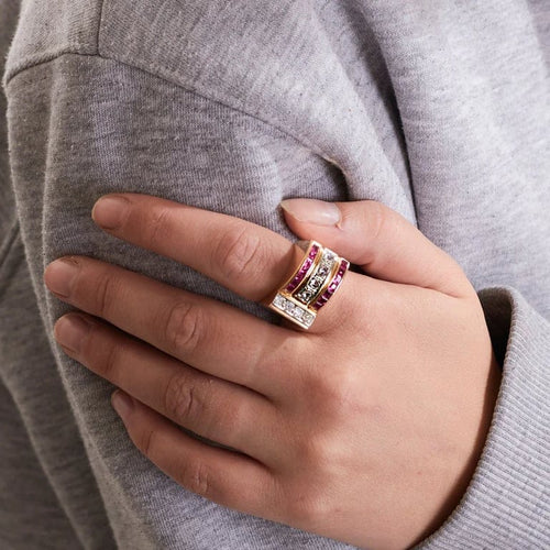 Bague 60 Bague tank années 1940 en or jaune 18K rubis et diamants 58 Facettes