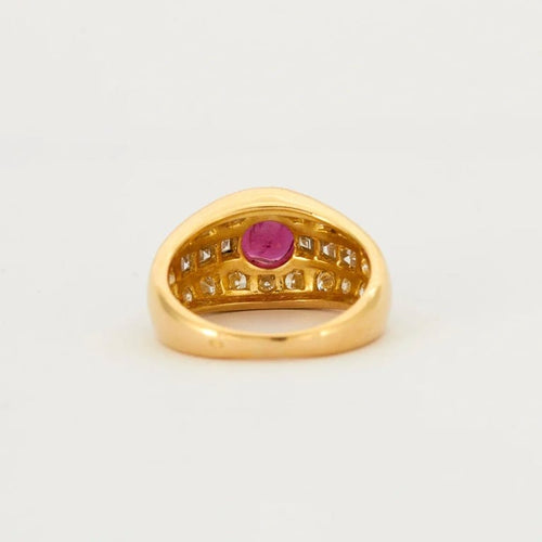 Bague 52 Bague rubis ovale pavée de diamants en or jaune 18K 58 Facettes