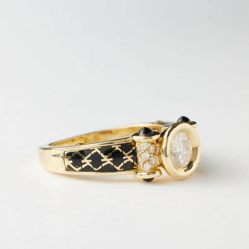 Bague 54 Korloff - Bague en or jaune 18k avec diamants et émail noir 58 Facettes