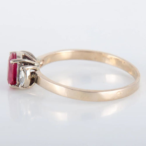 Bague 57 Bague rubis épaulée en or blanc 750 58 Facettes 8397