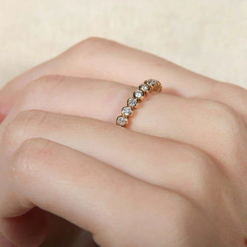 Bague 51 Alliance tour complet en or jaune 18 carats et diamants 58 Facettes 8397