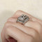 Bague 50 Bague tank à pont en platine sertie de diamants 58 Facettes 8318