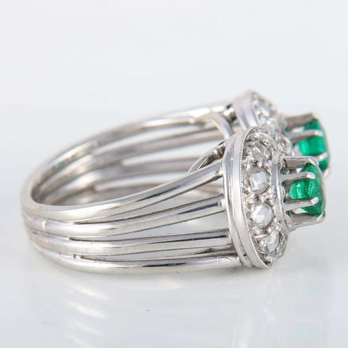 Bague 53 Bague en forme de 8 en or blanc 750 avec émeraudes et diamants 58 Facettes 8397