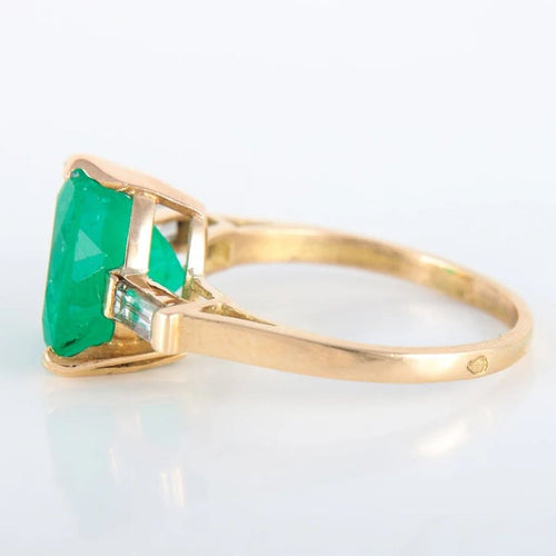 Bague 51 Bague cœur en or jaune 750 avec émeraude et diamants 58 Facettes 8392