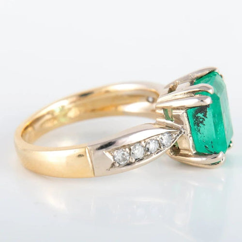 Bague 54 Bague émeraude rectangulaire en or jaune et or blanc 750 et diamants 58 Facettes 8397
