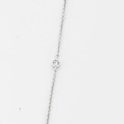 Collier Pendentif sur chaîne en or blanc avec saphir et diamants 58 Facettes
