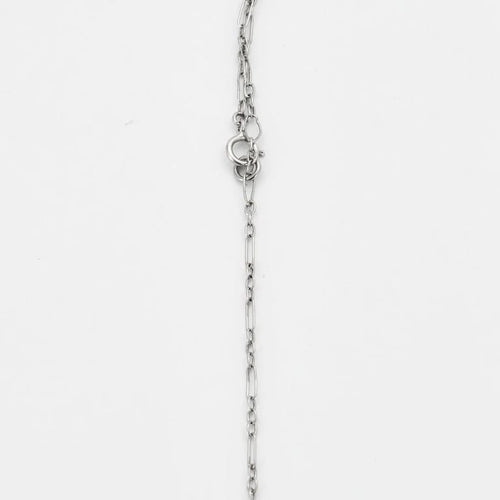 Collier Pendentif sur chaîne en or blanc avec saphir et diamants 58 Facettes