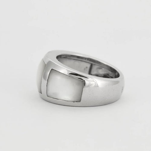 Bague 53 Bague en or blanc 750 sertie de nacre 58 Facettes