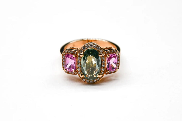 Bague 53.5 Bague cocktail en or rose 18 carats, saphir vert, saphirs roses et diamants 58 Facettes